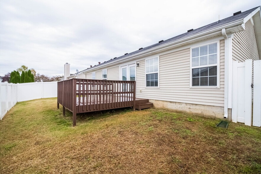 Building Photo - 2116 Cason Trail