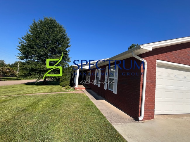 Building Photo - Now available 3 Bedroom 2 Bath Single Family Home - Morristown, TN