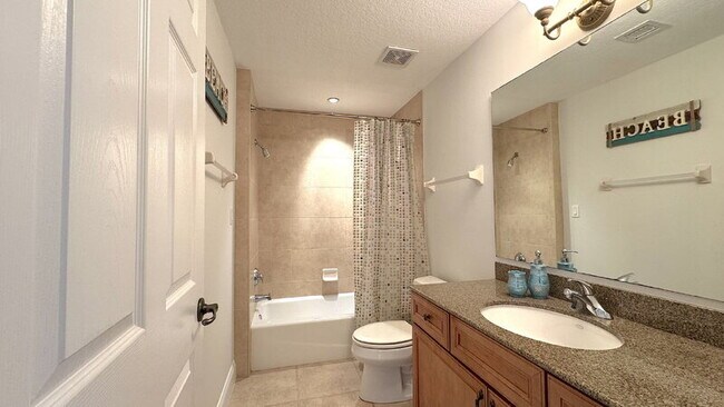 Building Photo - 1425 Ocean Shore Blvd