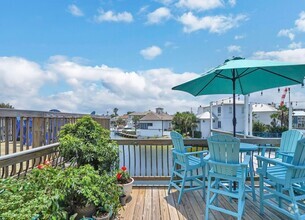 Building Photo - Waterfront Coastal Living on Holiday Isle,...