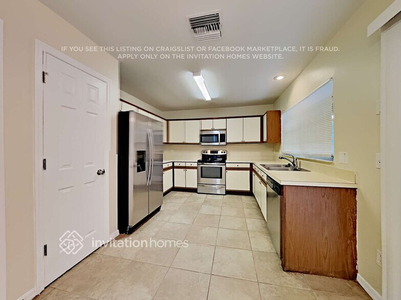 Building Photo - 4536 Saddle Creek Pl