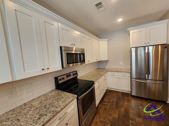 Building Photo - 101 Cascades Ct