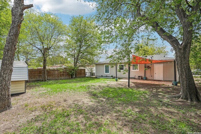 Building Photo - 339 Future Dr
