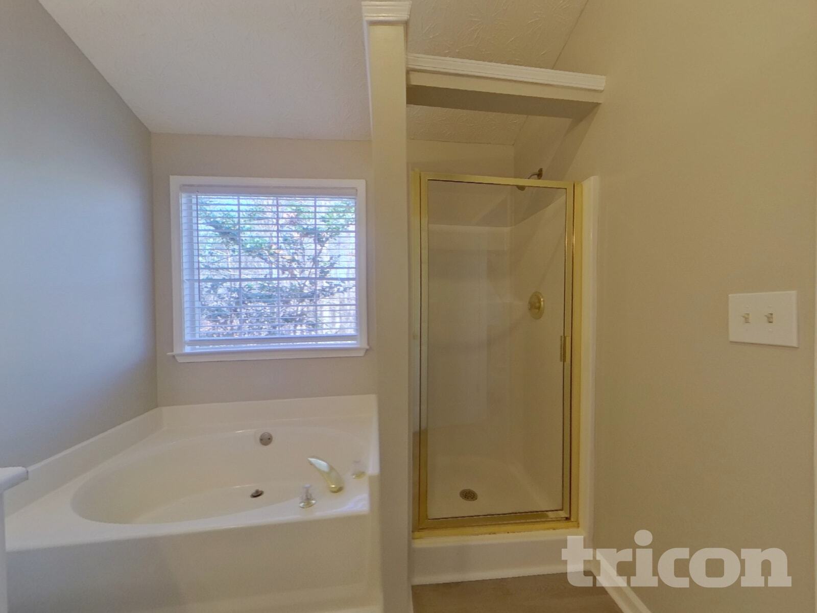 Building Photo - 3575 Wake Robin Way