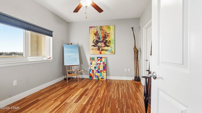 Building Photo - 2400 Grandiflora Blvd