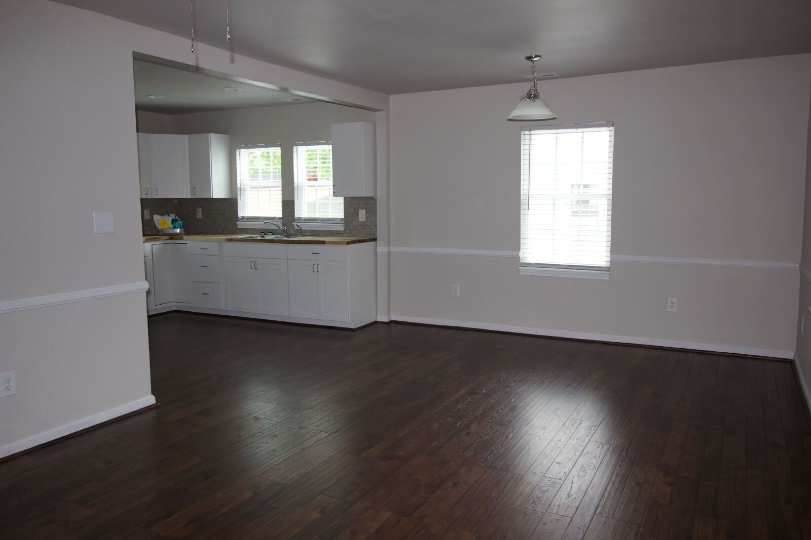 Building Photo - 702 Bancroft Ave