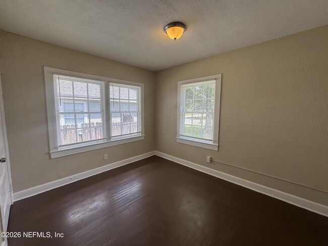 Building Photo - 8277 Cheryl Ann Ln