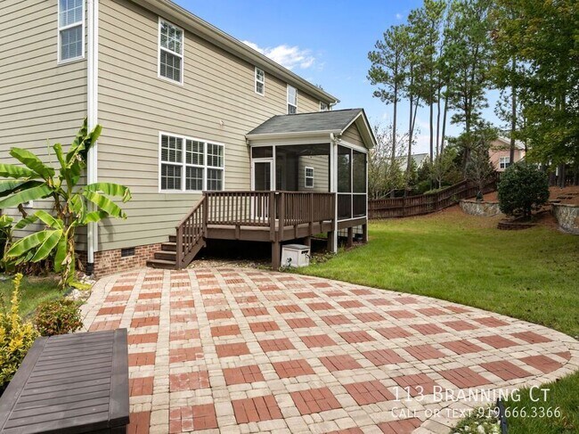 Building Photo - 113 Branning Ct