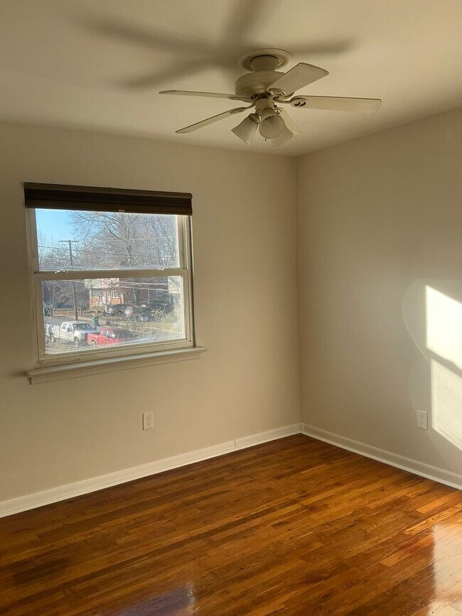 Building Photo - 604 Erford Rd