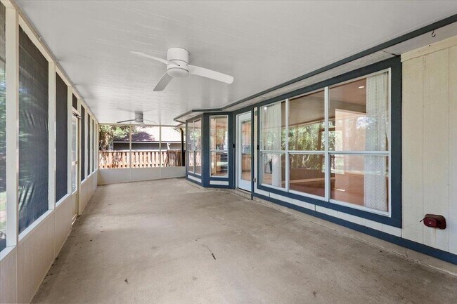 Building Photo - 10000 Brantley Bend