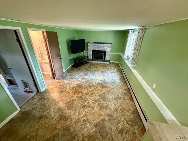 Building Photo - 8339 Zenith Dr