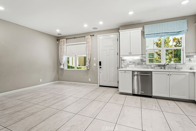 Building Photo - 12162 Starling Ln