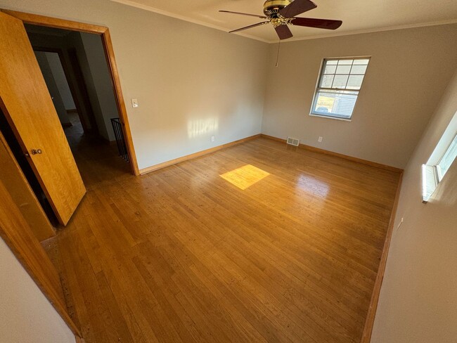 Building Photo - 2770 Tremont Rd