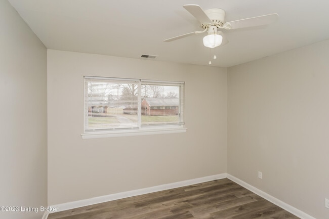 Building Photo - 3113 Maywood Pl
