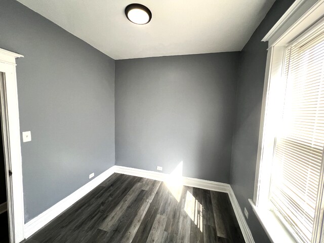 Building Photo - 6630 S Rhodes Ave