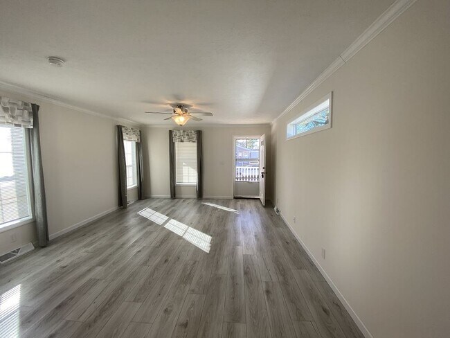 Building Photo - 123 Woodchuck Pkwy