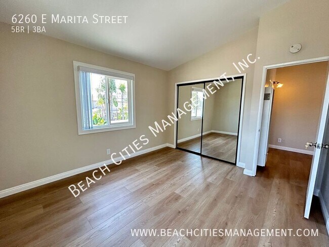 Building Photo - 6260 E Marita St