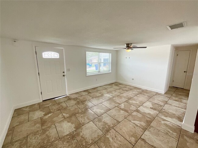 Building Photo - 4233 Belle Isle Ct