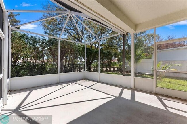 Building Photo - 4565 Purdue Dr