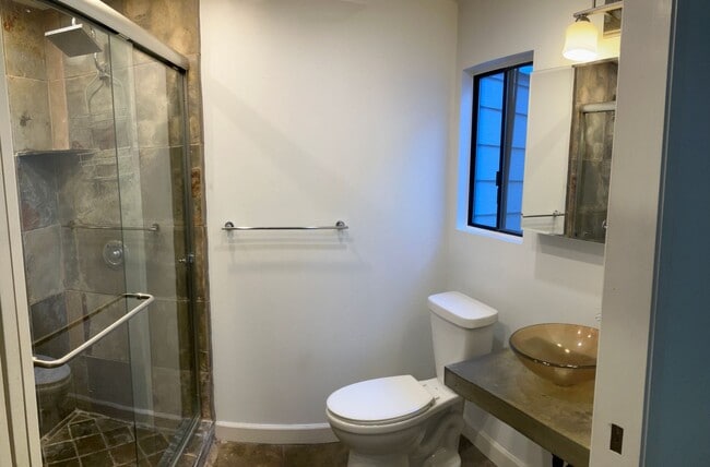 Building Photo - 3600 Thomas More Way