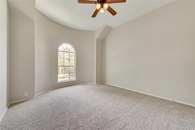 Building Photo - 3320 Chantilly Dr
