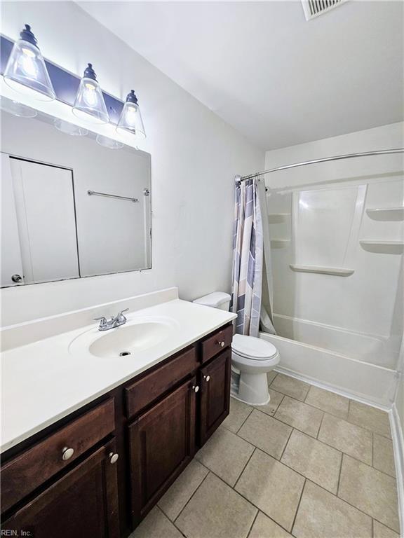 Building Photo - 5643 Dodington Ct