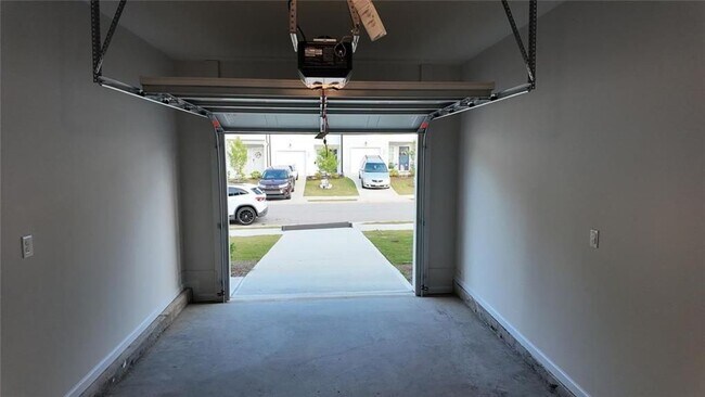 Building Photo - 133 Jaxton St