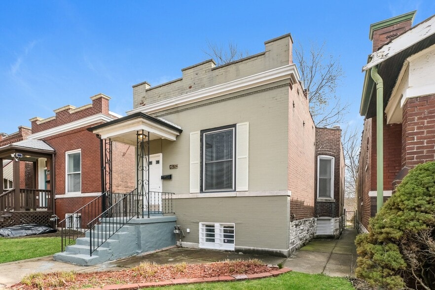 Building Photo - 4610 Alaska Ave