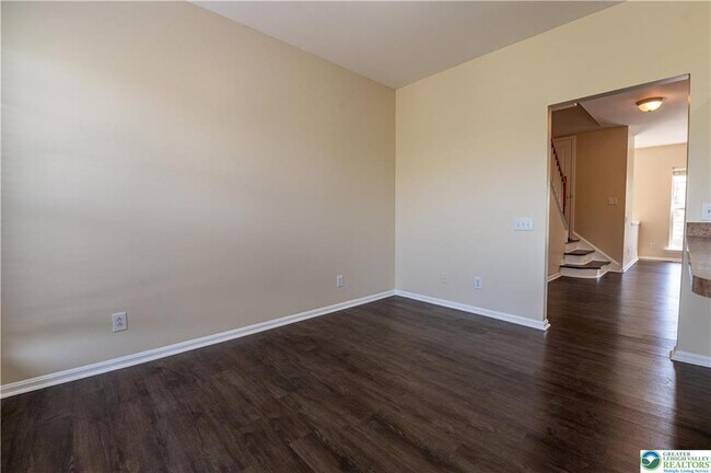 Building Photo - 8475 Putnam Ct