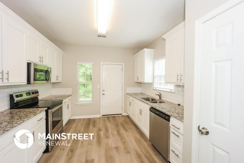 Building Photo - 5517 Jerome Rd