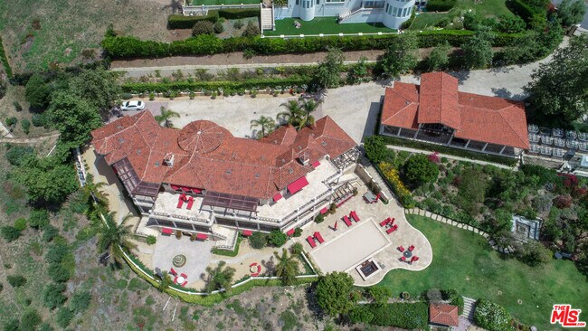 Building Photo - 3775 Puerco Canyon Rd