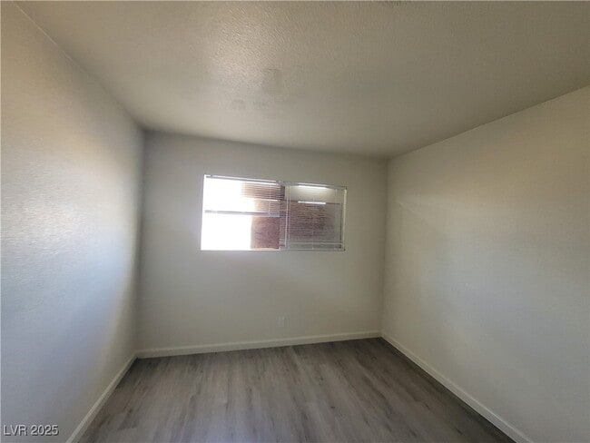 Building Photo - 3749 Ponderosa St