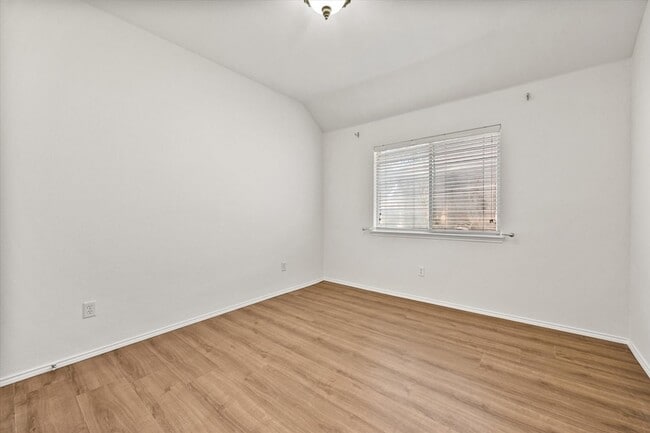 Building Photo - 4111 Kite Ln