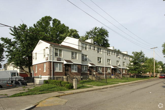 Primary Photo - Beecher Terrace Phase II (0680)