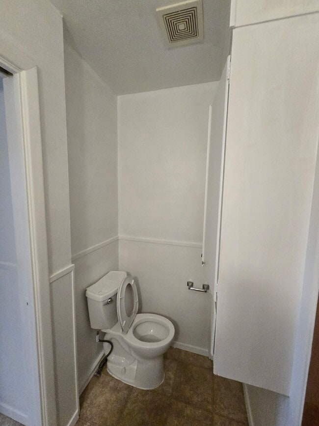 Building Photo - 2505 Pecos St