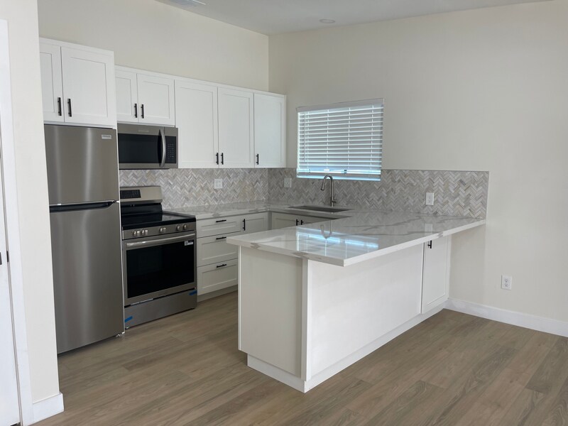 Building Photo - 3301 N 66th Pl