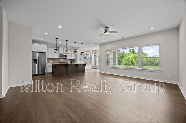 Building Photo - 217 Walker Grv Ln