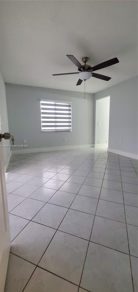 Building Photo - 9656 SW 138th Ave