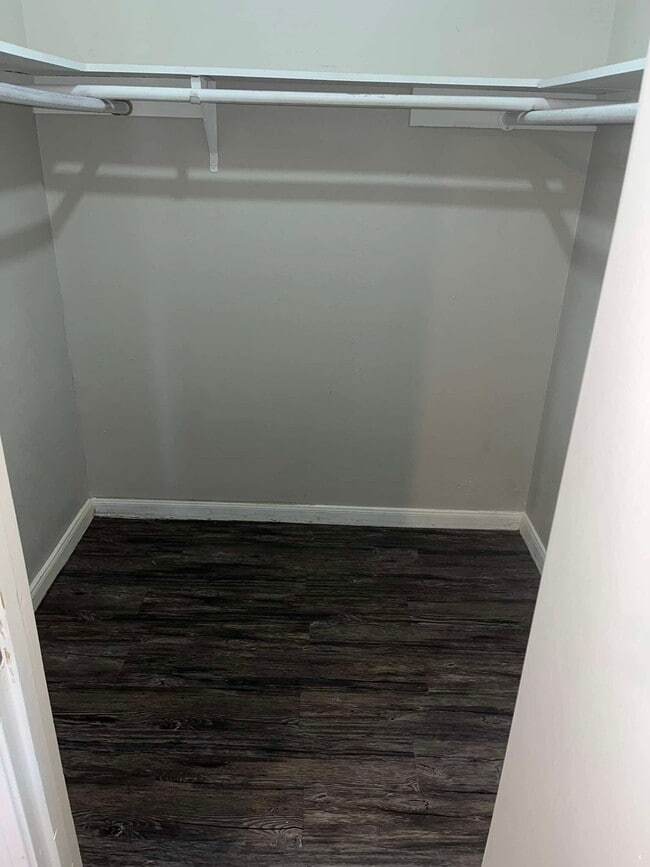 Building Photo - 10915 Gatlinburg Dr