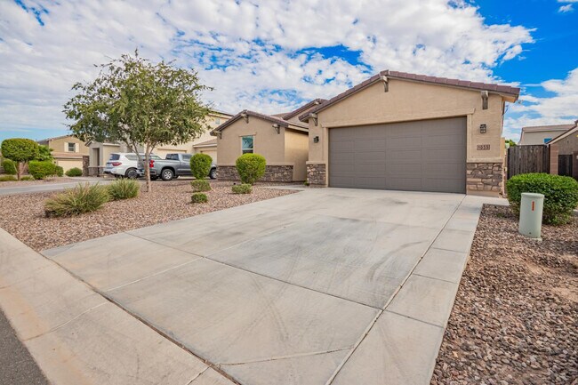 Building Photo - 1035 Carlsbad Dr