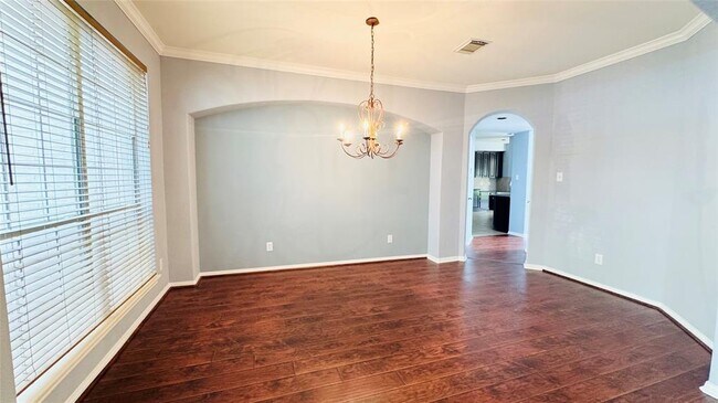 Building Photo - 3218 Oak Cliff Ln