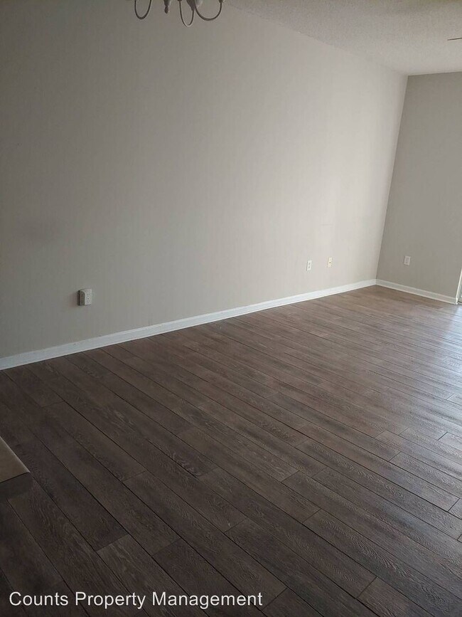 Building Photo - 2 br, 2.5 bath House - 602 Camelia St. Unit B