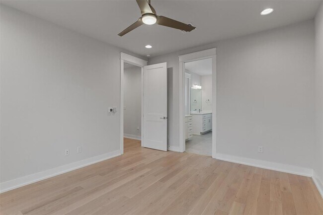 Building Photo - 5002 Pecan Springs Rd