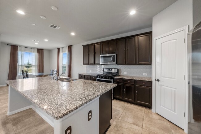 Building Photo - 3506 Lake Bella Megan Dr