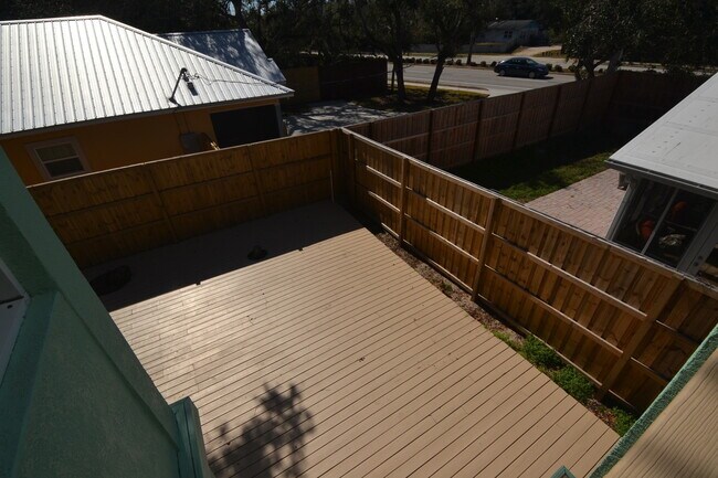 Building Photo - Gorgeous Upgrades!! St. Augustine Beach 2/...