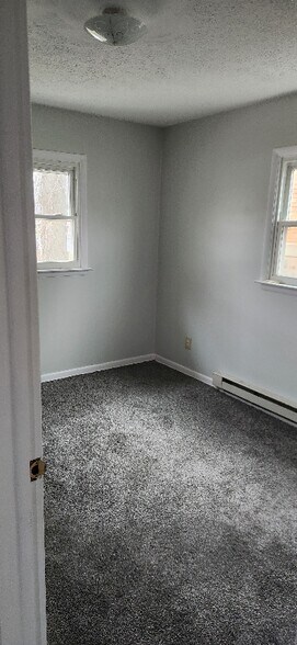 Building Photo - 320 Grant St