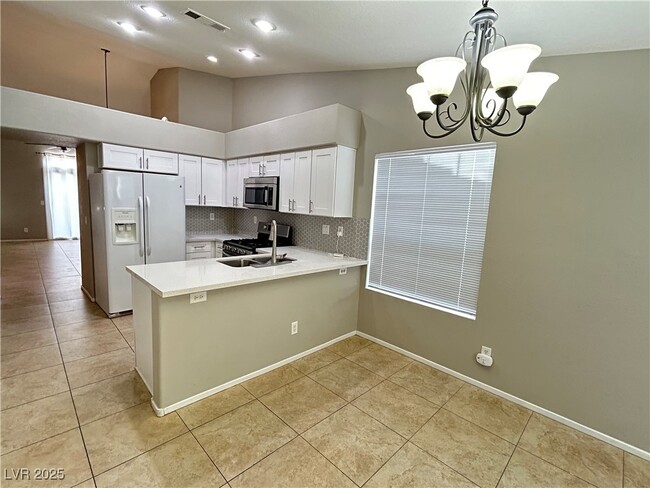 Building Photo - 7621 Prairie Corners Dr