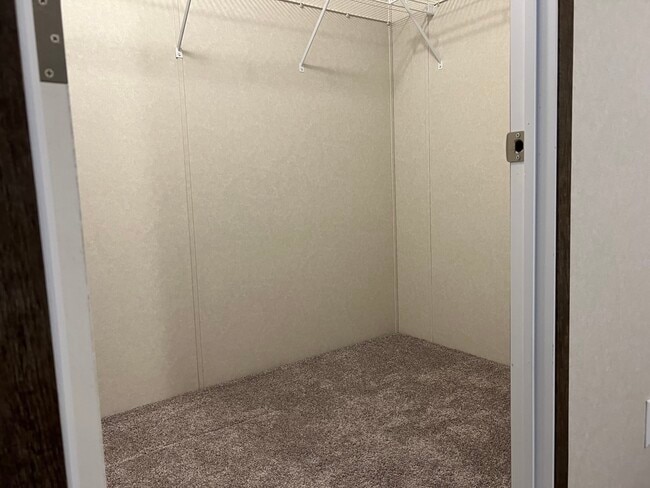 Building Photo - 2 Sycamore