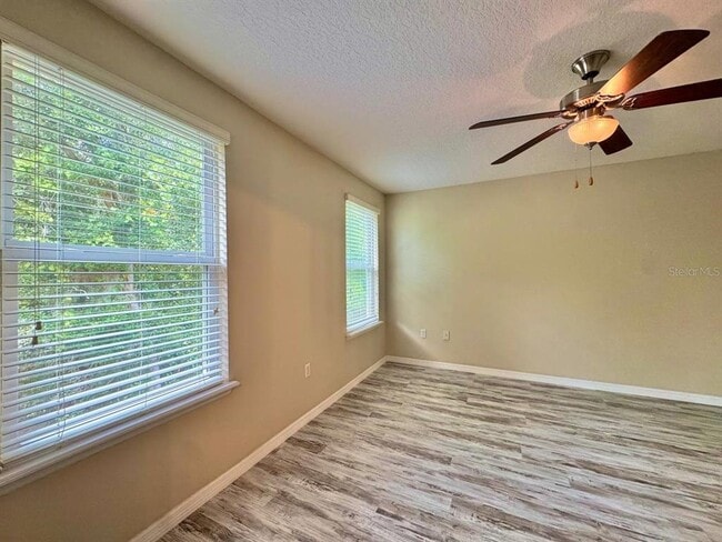 Building Photo - 13943 River Willow Pl