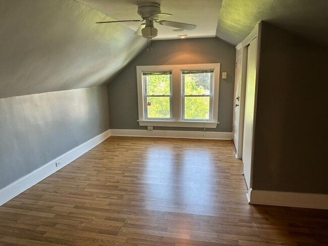 Building Photo - -- Hudson Street Unit 3/B